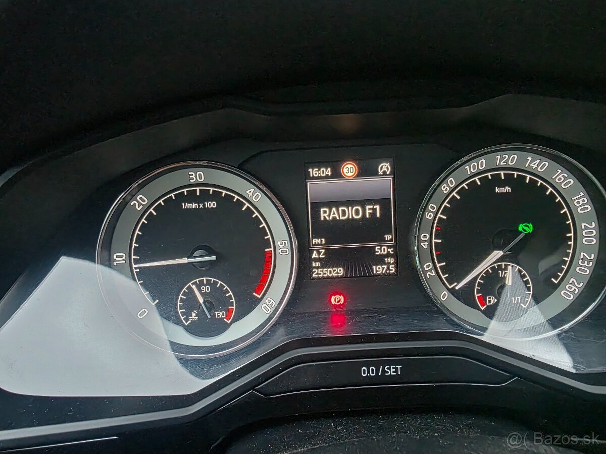 Škoda superb 3 2.0 tdi 140kw 4x4 L&K - 6