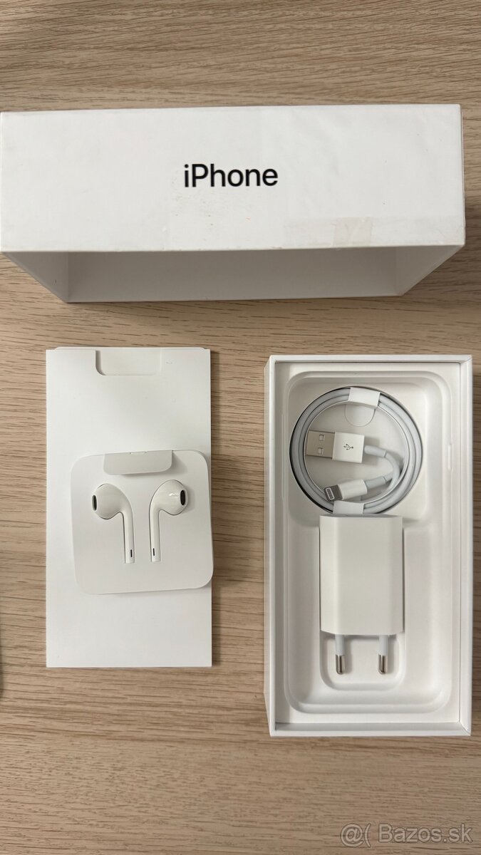 iPhone 7 128 GB Čierny - 6