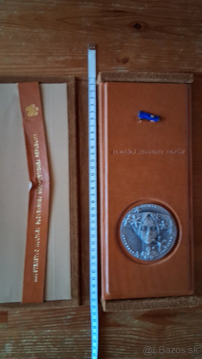 PLAKETA Zaslúžilý pracovník kultúry - 6