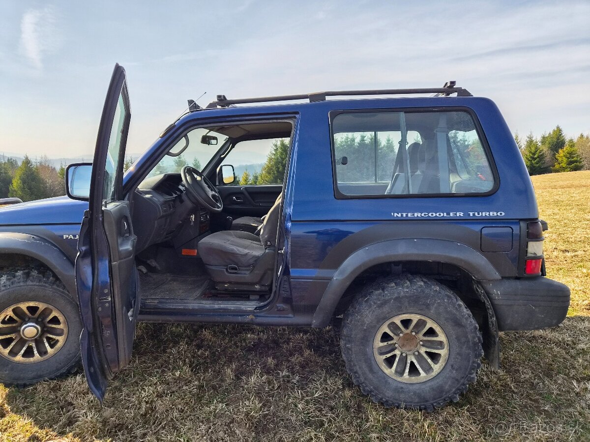 Mitsubishi pajero 2.5 - 6