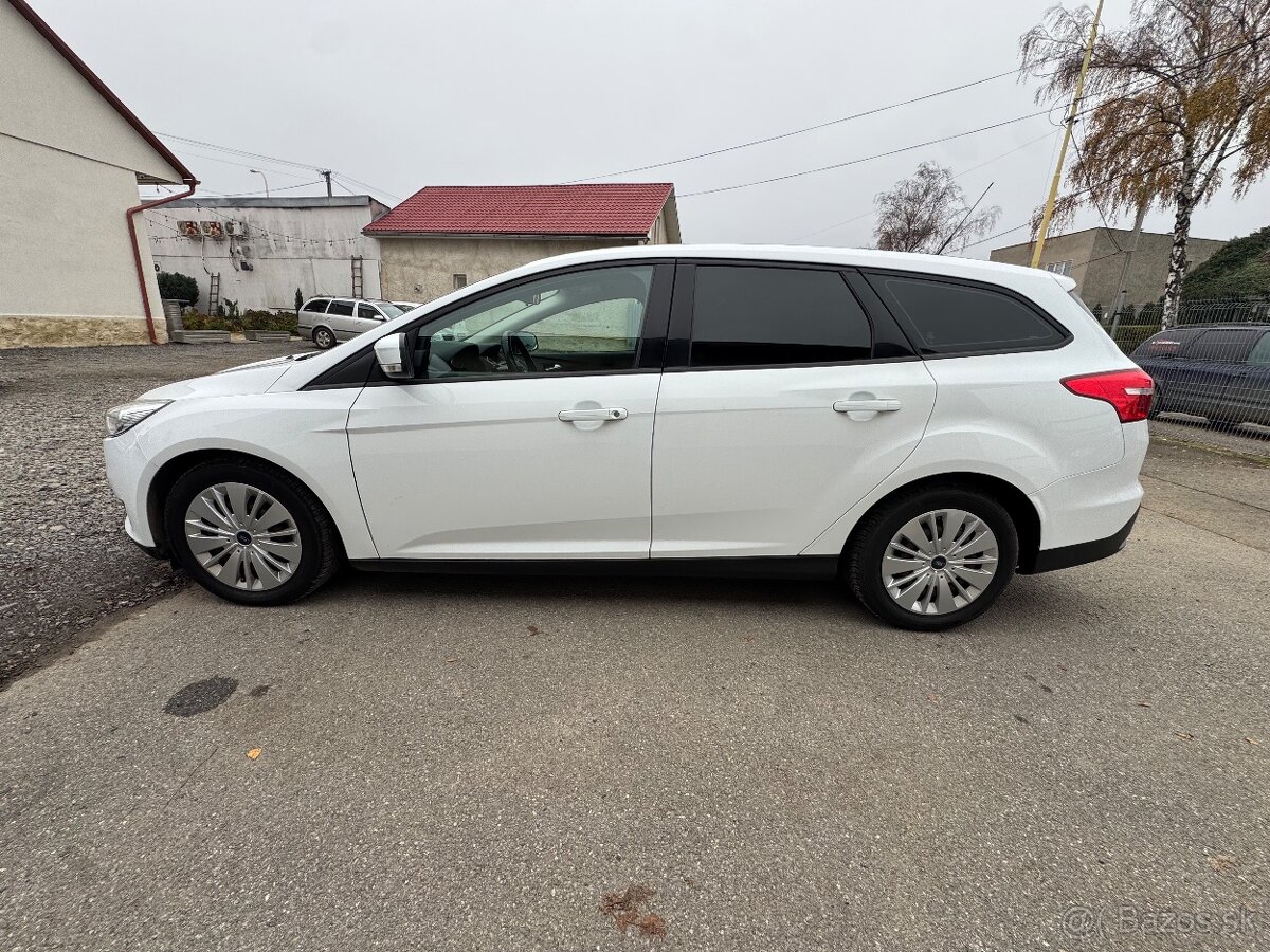 Ford Focus Kombi 1.0 EcoBoost - 6