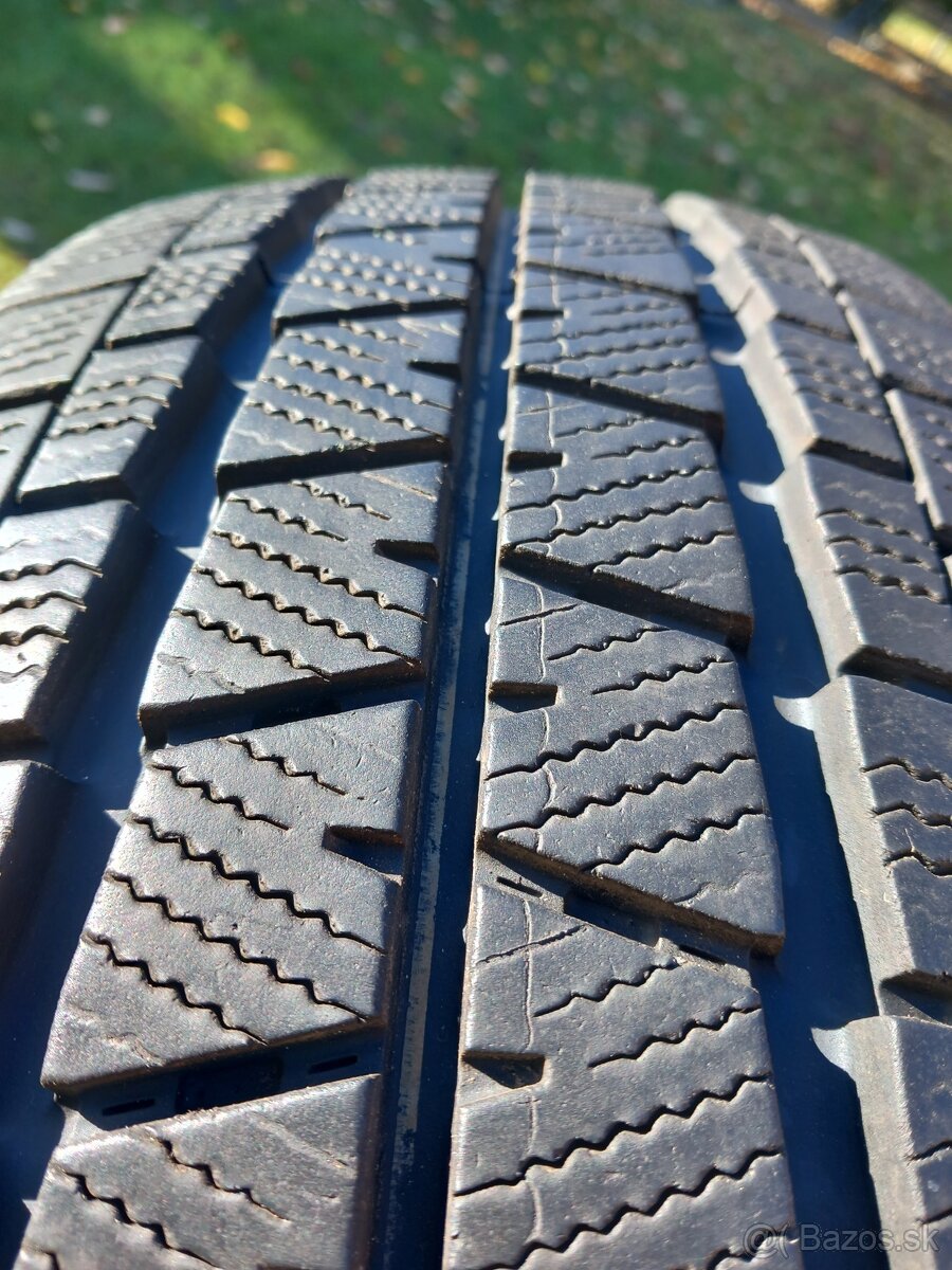 215/70 r15C zimné pneumatiky 4kusy. - 6
