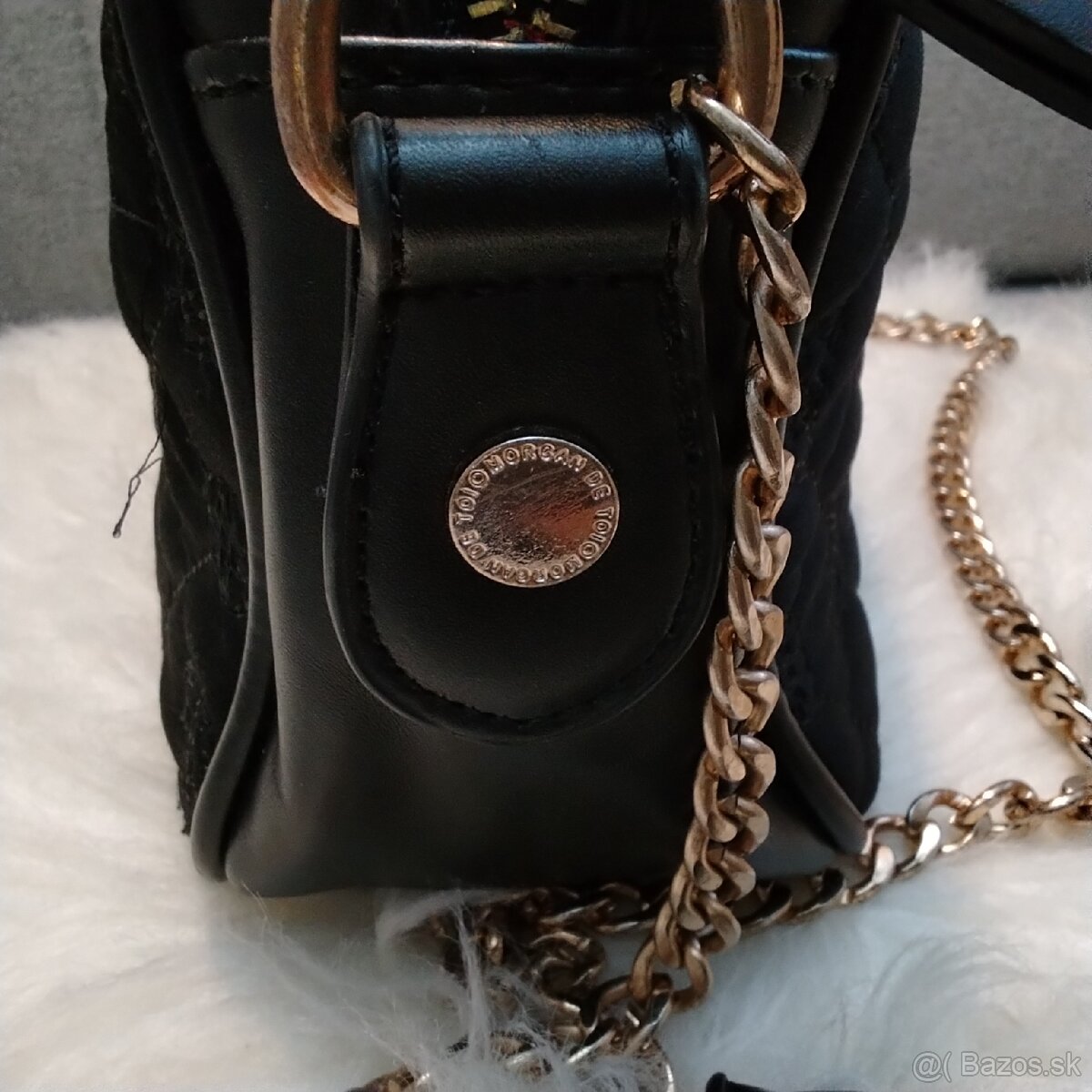 Elegantná čierna prešívaná crossbody kabelka MORGAN - 6