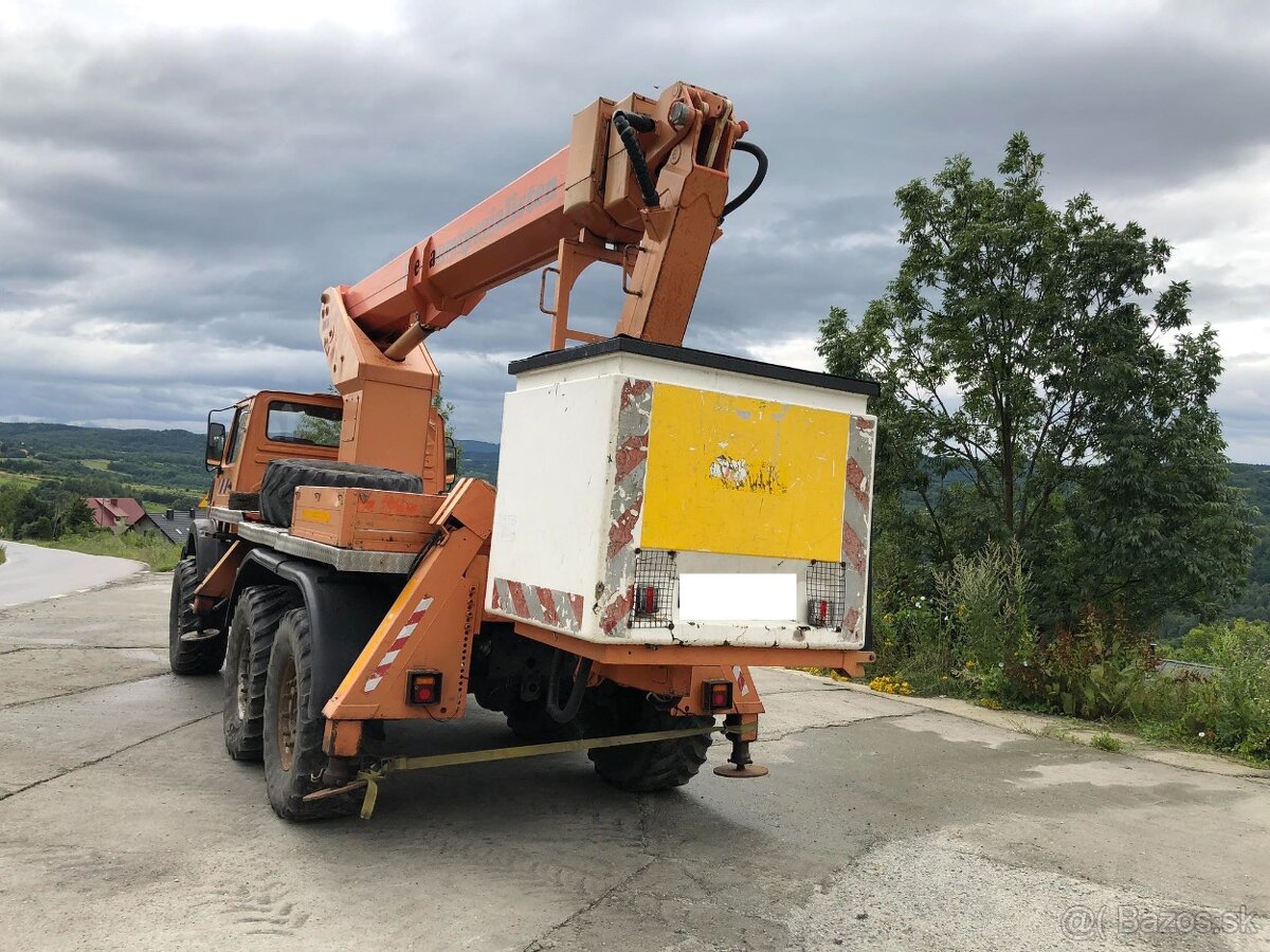 Mercedes UNIMOG 6X6 U2450 Výťah - 6