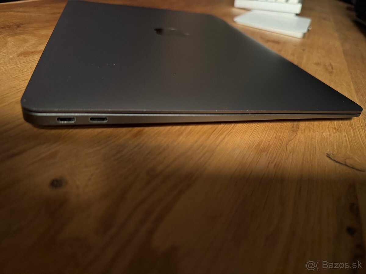 Apple M1 Macbook Air 16gb ram - 6