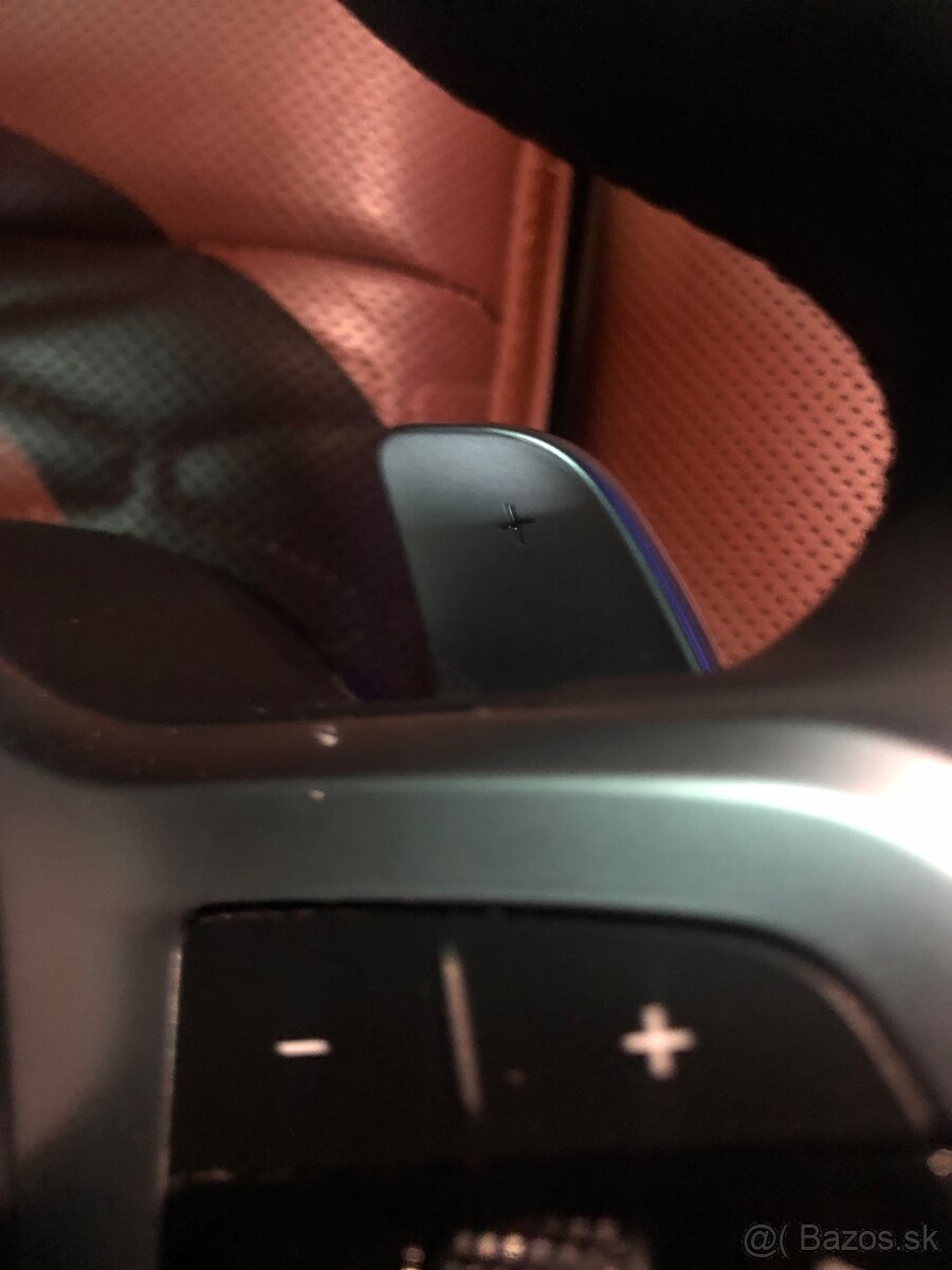 BMW X7,M -volant G07 - 6