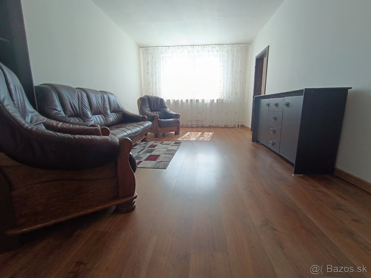 Predám 3 izbový byt - 6