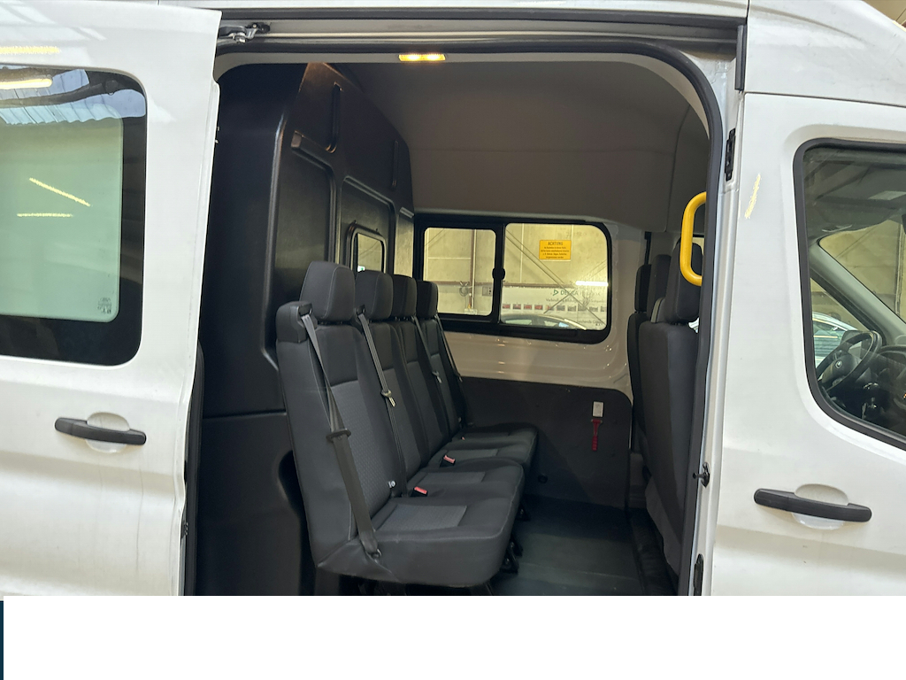 Ford Transit 350 L3H3 6 Miestna - 6