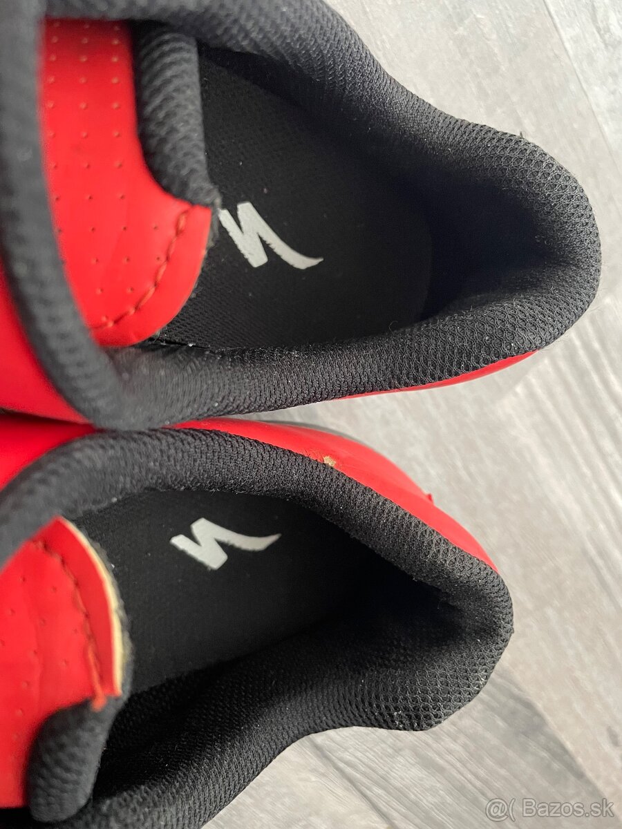 Cyklistické cestné tretry + pedále - 6