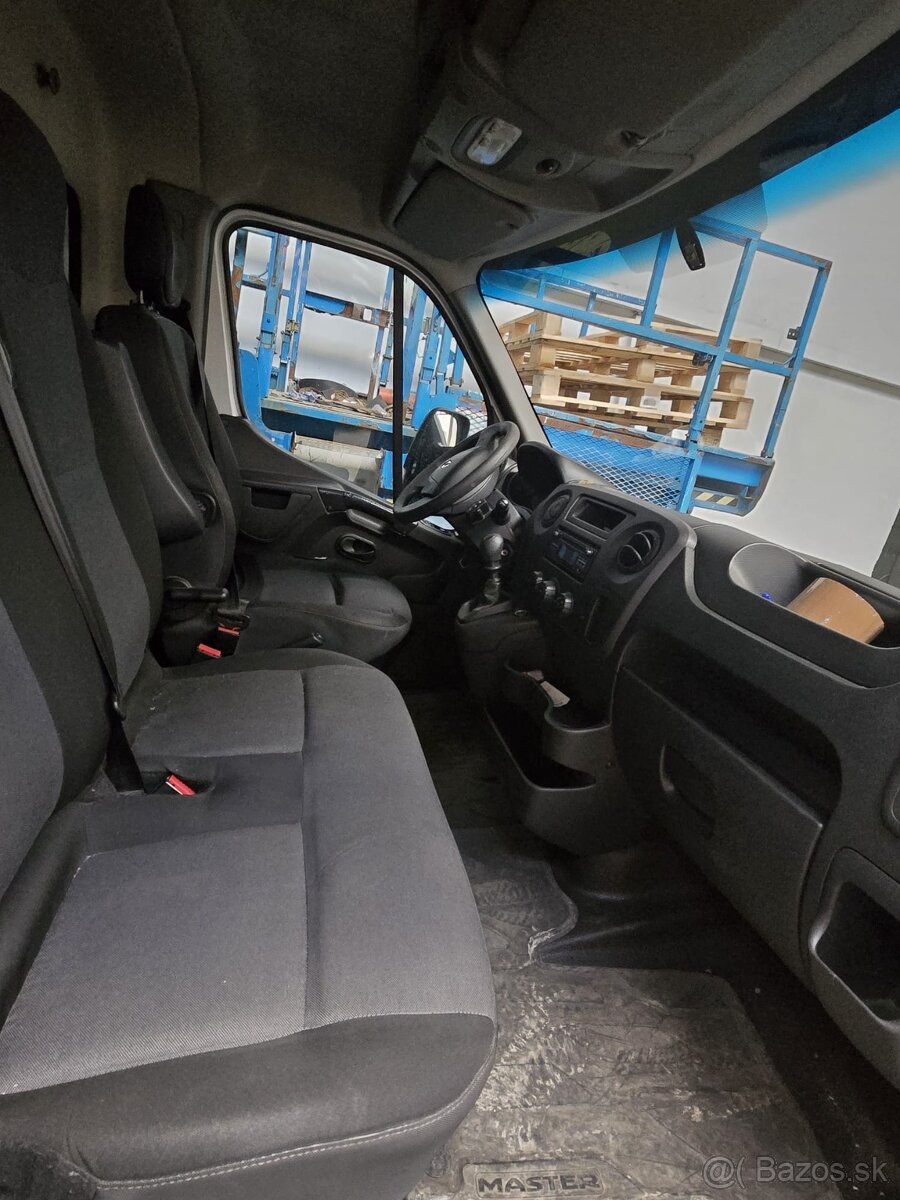 Predám Renault Master - 6