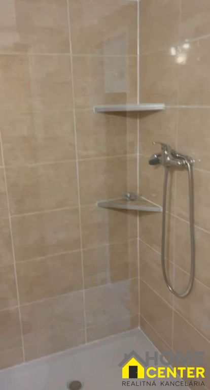 PRENÁJOM : 1 izbový byt, Komárno - 6