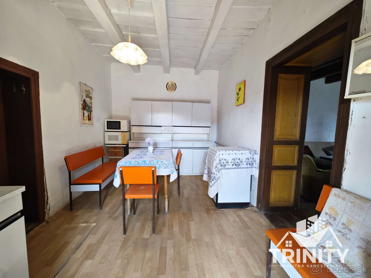 Na predaj zachovalý vidiecky rodinný dom v obci Tvrdošovce - 6