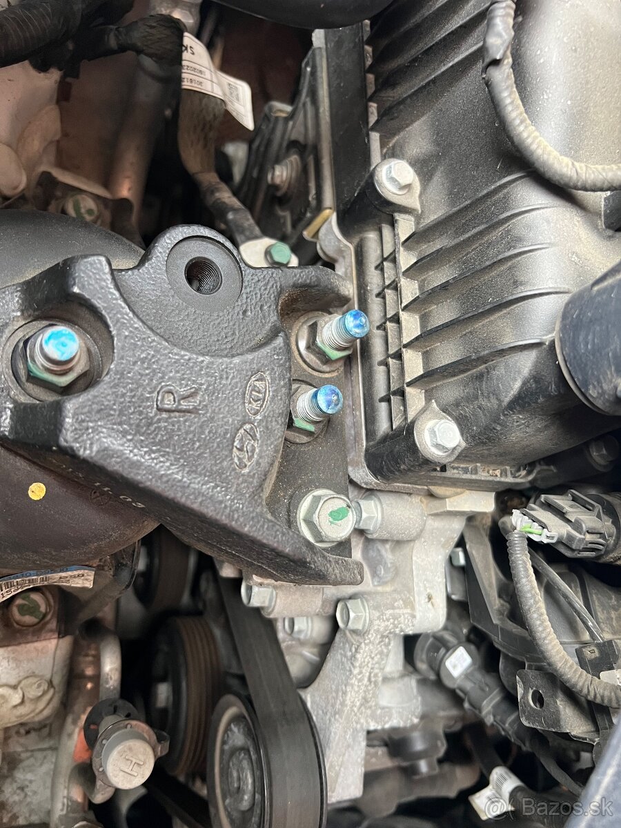 KIA Sportage 2.0 - 6