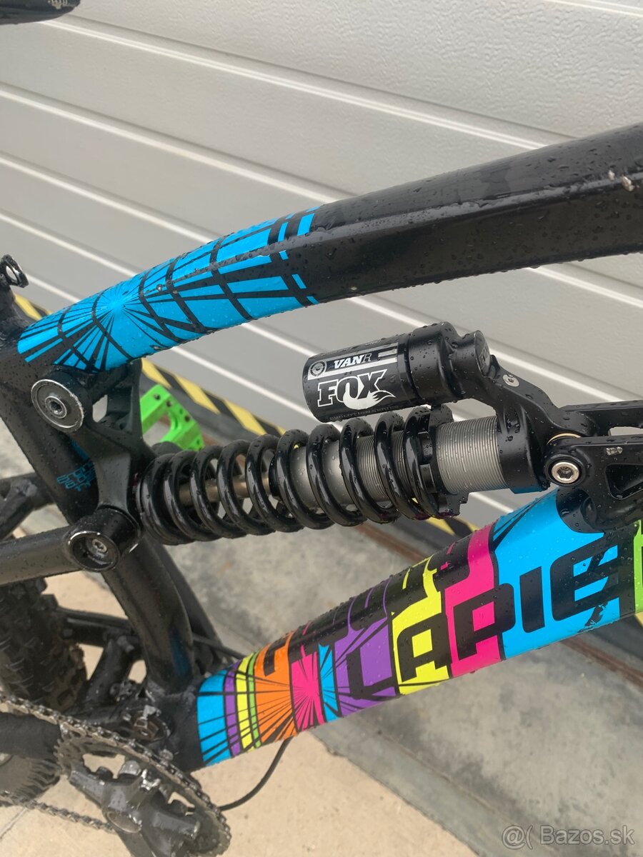 Horský downhill bicykel - 6