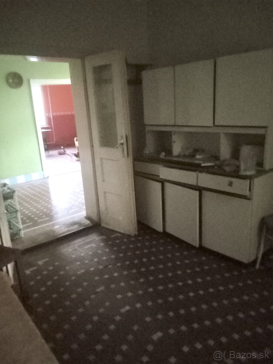 MAĎARSKO - Predává sa rodinný dom v centre obci Forró. - 6