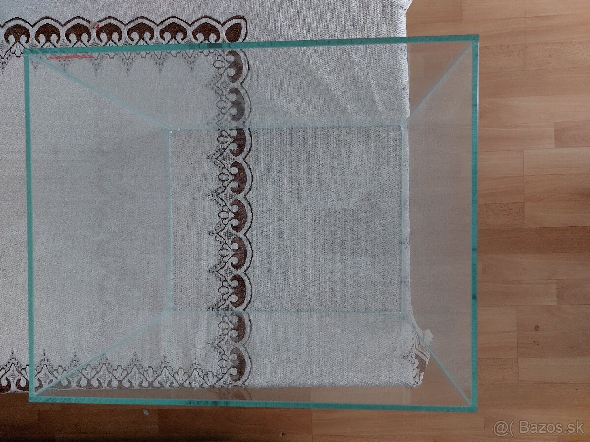 Predám moderný design akvária - 6