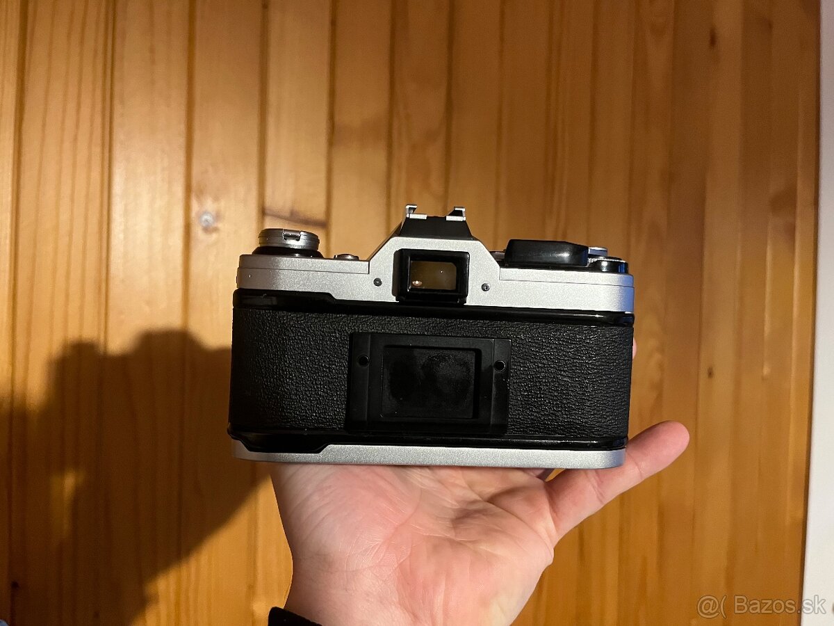 Canon ae1 + Exakta 28-70mm 3.5-4.8 - 6