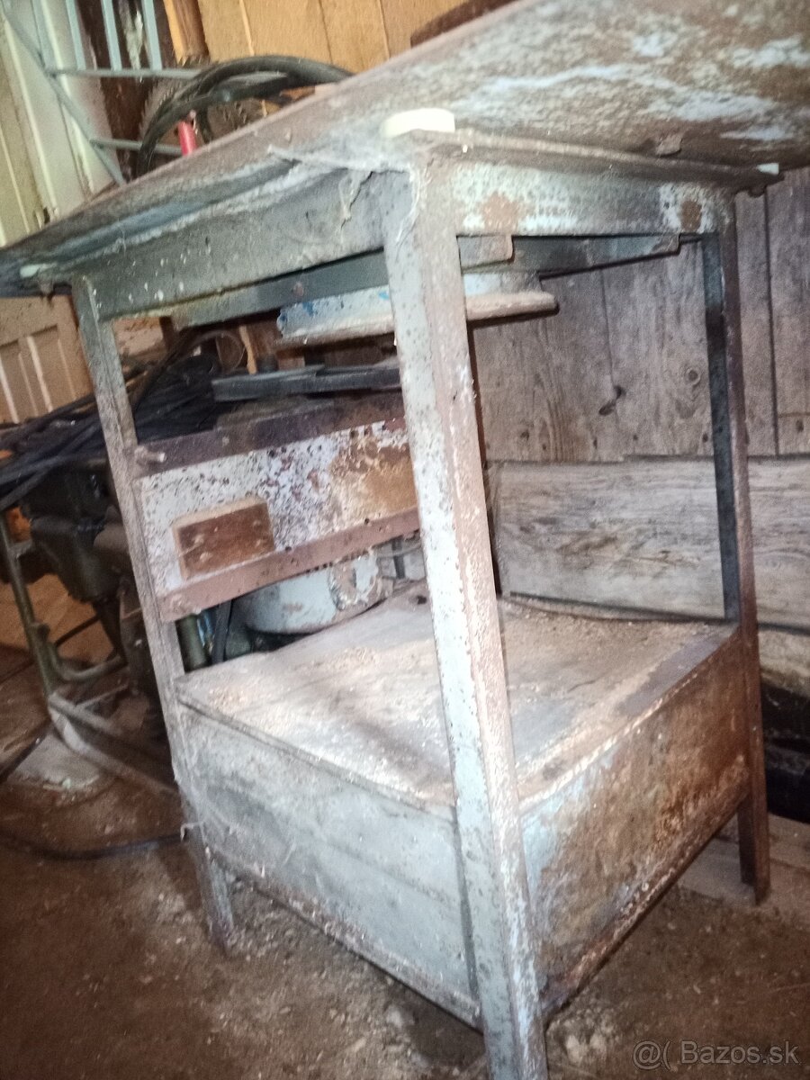 Staré, nepouživané freza, dlabačka. - 6