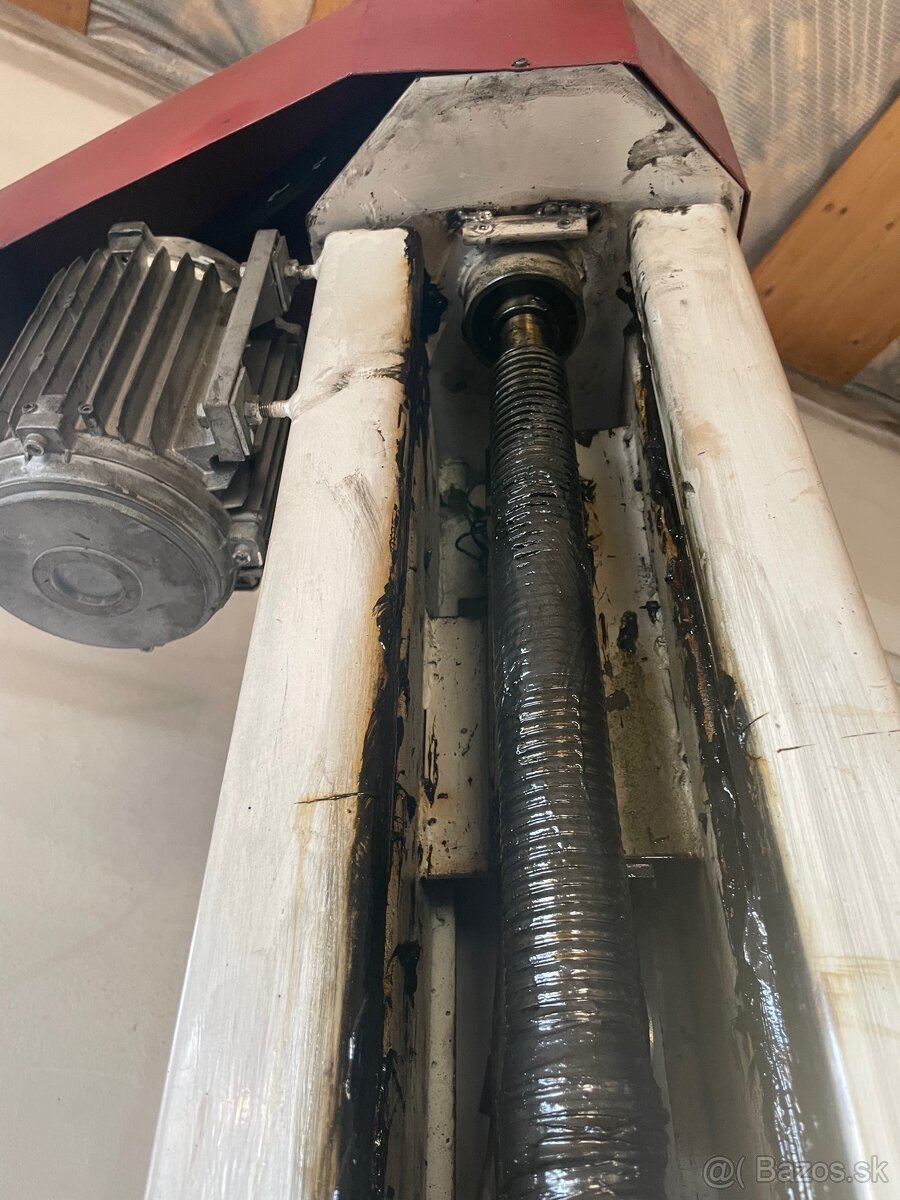 dvojstĺpový zdvihák - 6