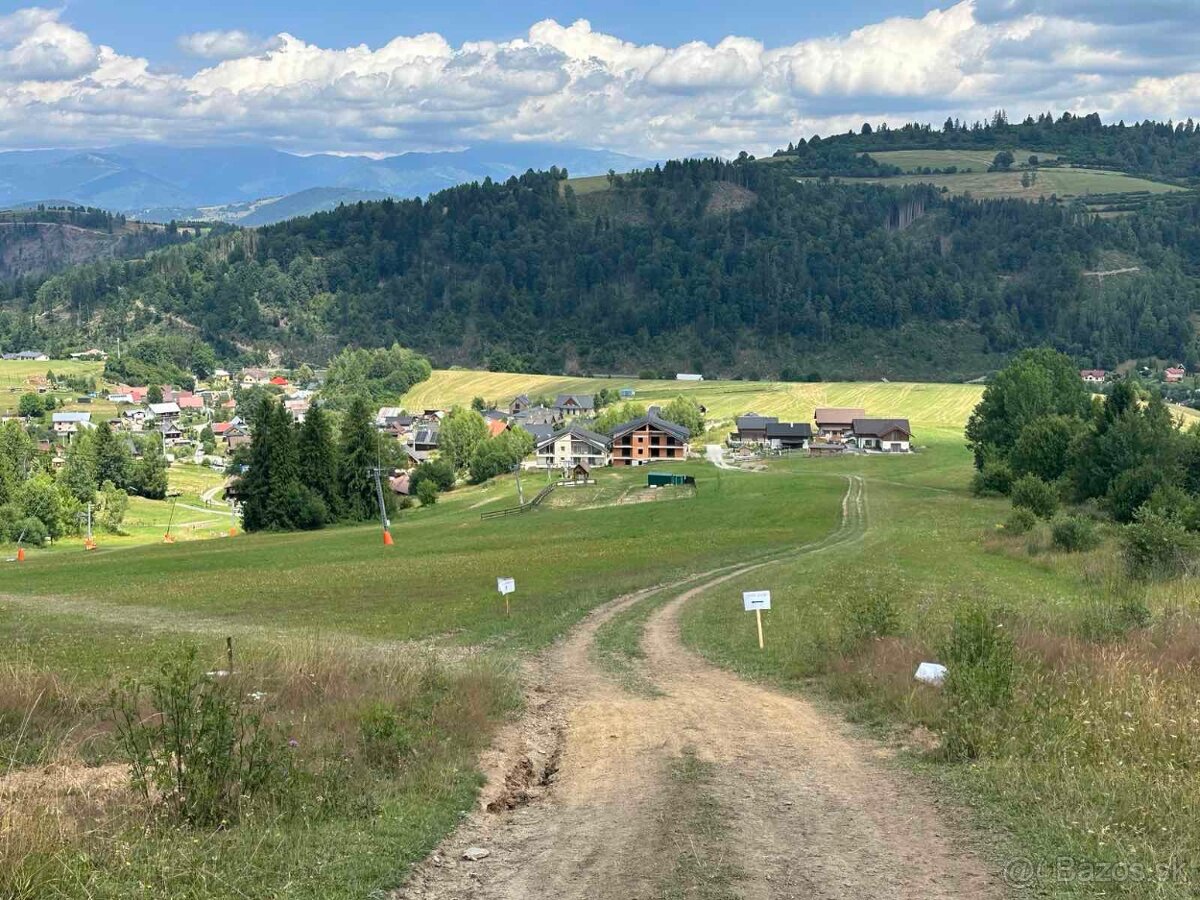 Stavebny pozemok priamo pri vleku - 6