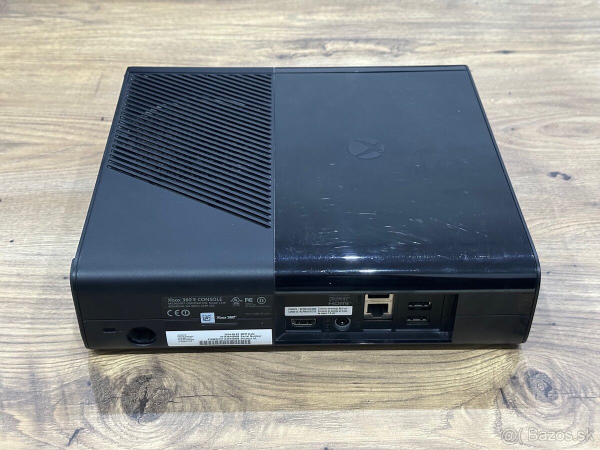 Samostatná herná konzola XBOX 360E - 6