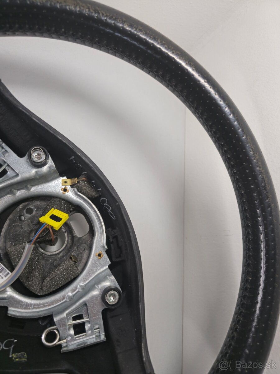 PERFOROVANÝ KOŽENÝ VOLANT golf fabia octavia - 6