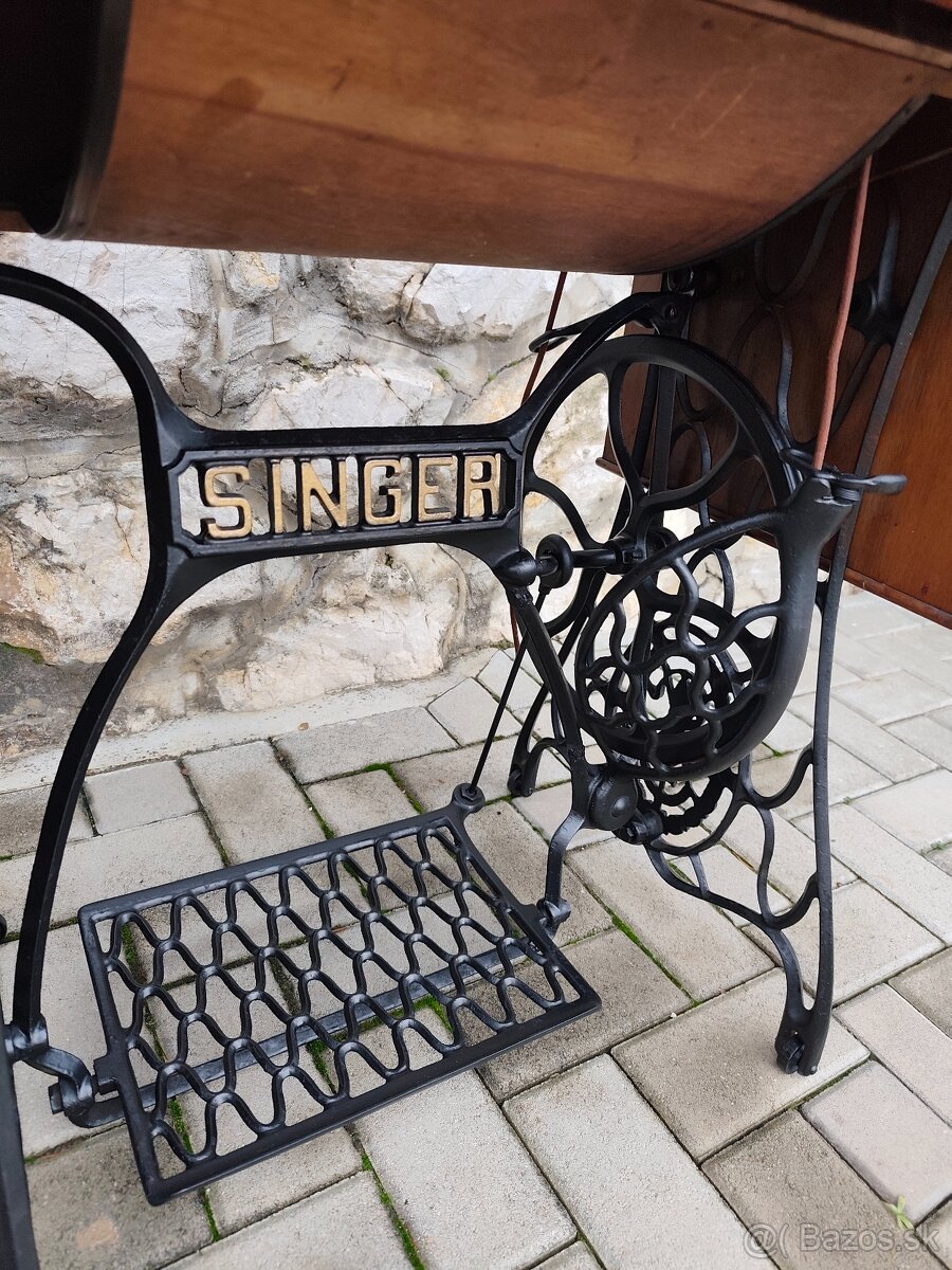 Šijací stroj Singer - 7 zásuvkový - 6