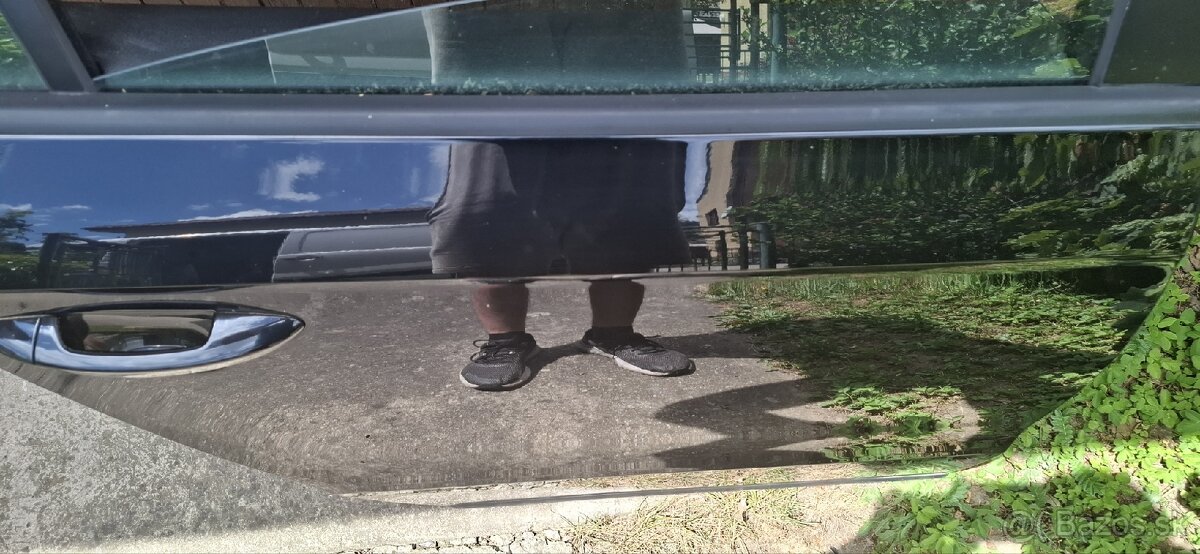 Zadné pravé dvere Volkswagen Passat B7 sedan - 6