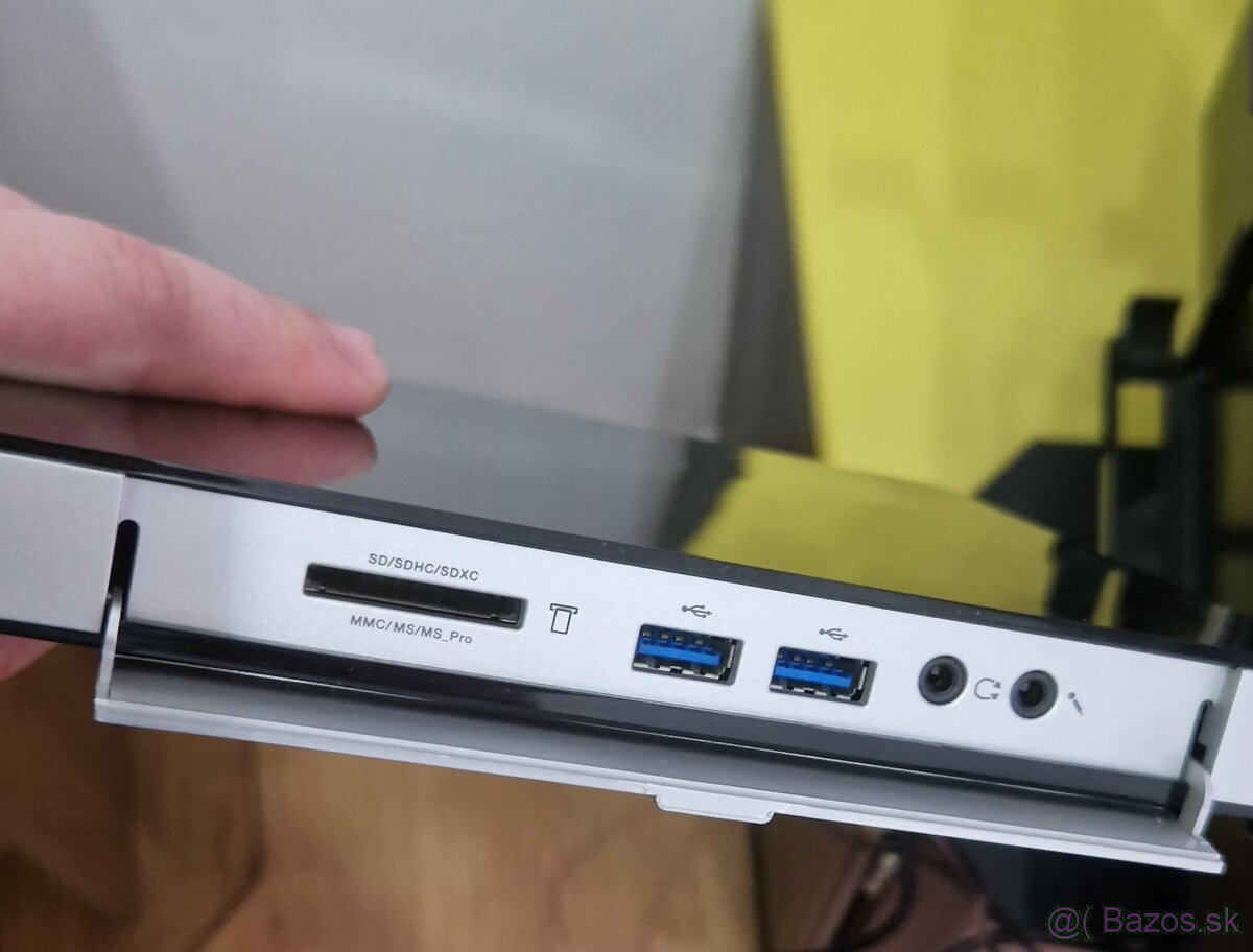 Predám funkčný stolný počítač Lenovo. - 6