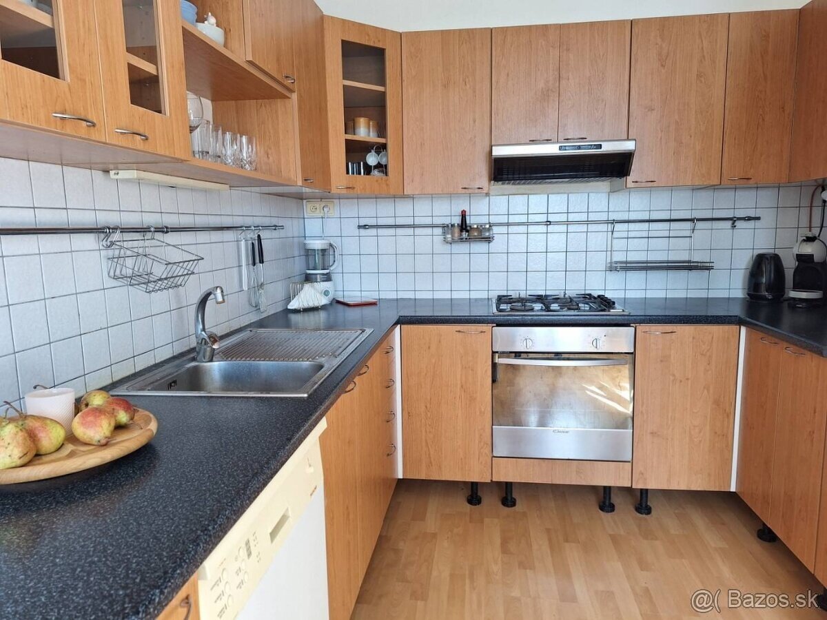 Na predaj 3 - izbový byt, Košice - Juh, ulica Žižkova - 6