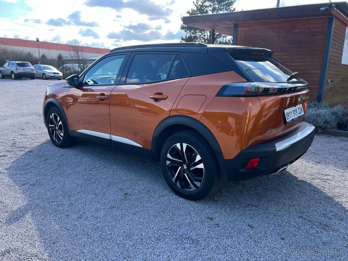 Peugeot 2008 1.2 PureTech 130 GT EAT8 - 6