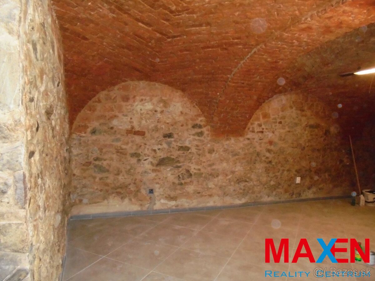 Zrekonštruovaný obch. priestor suterén Hlavná ul.Košice - 6