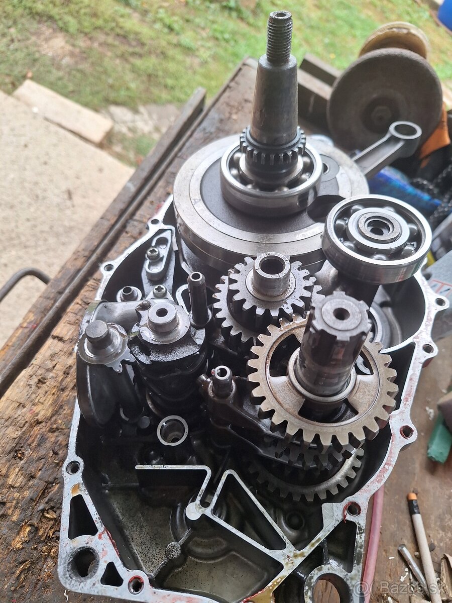 Diely Yamaha TT 600 - 6