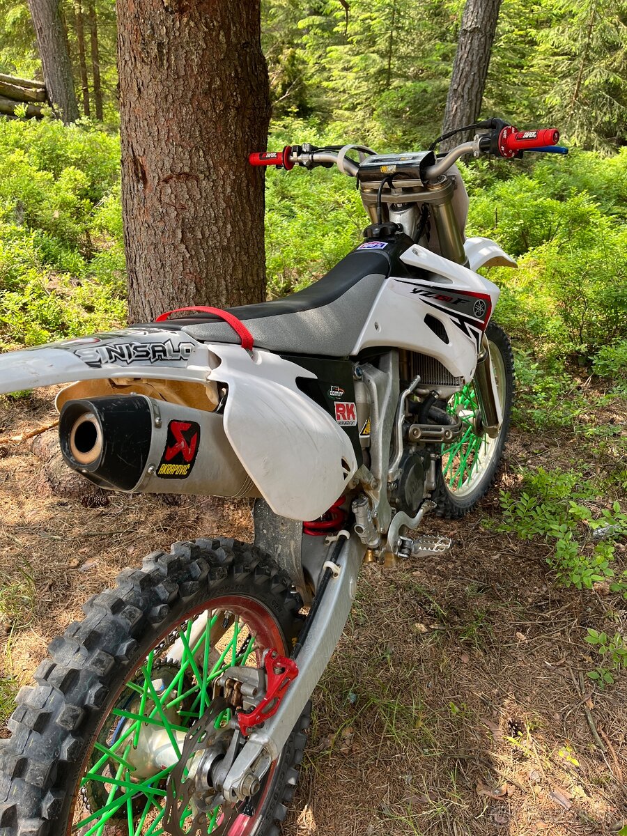 Yamaha yz250F - 6