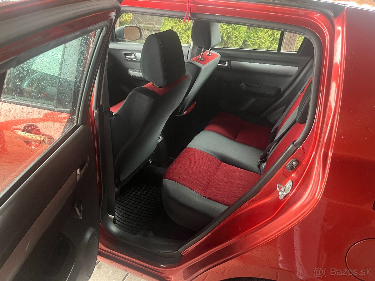 Suzuki Swift 1.3 GLX ABS, A/C - 6
