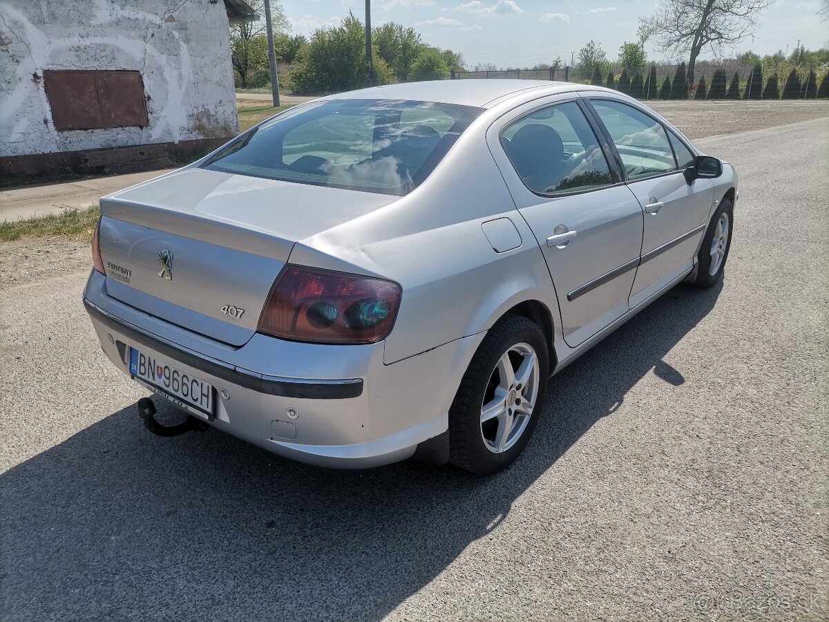 Peugeot 407 - 6