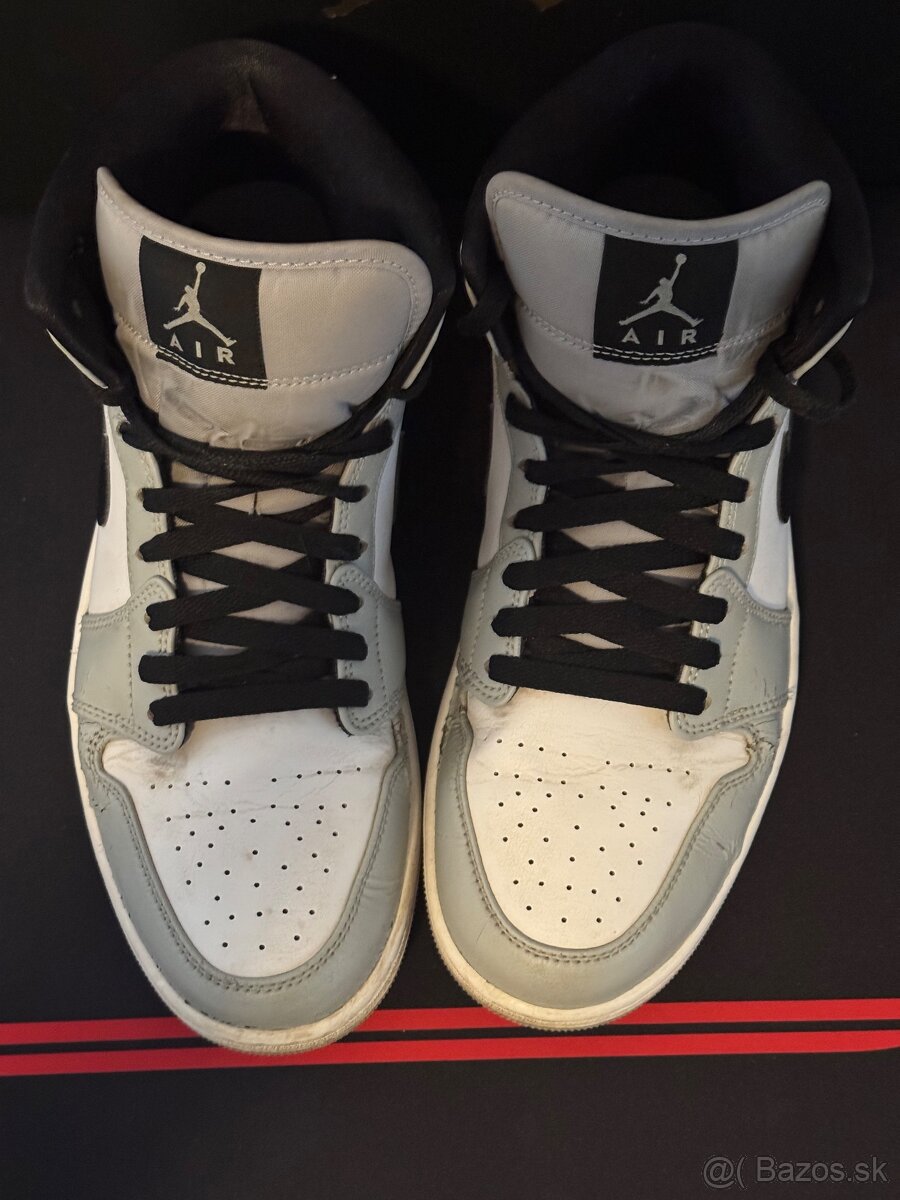 Air Jordan 1 Mid “Light Smoke Grey” - 6