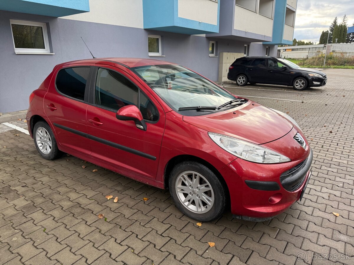 Peugeot 207 1.4 i - 6