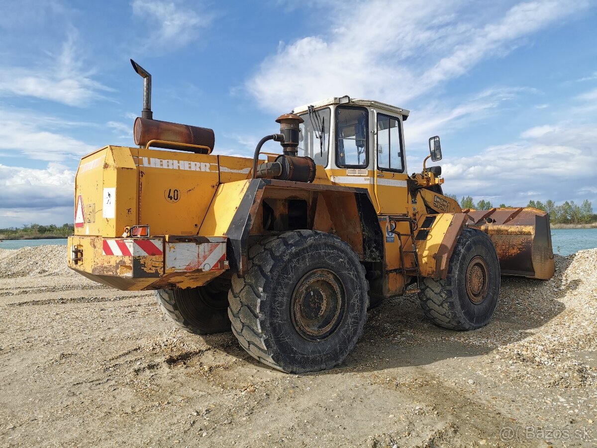 Liebherr L551 kolesový nakladač - 6