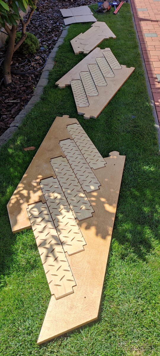 Sklápacie schody na stenu - 6