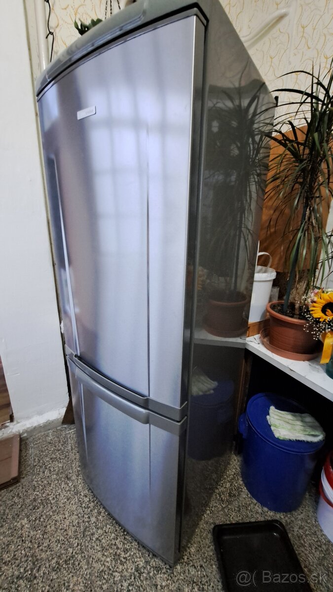 Chladnicka Electrolux - 6