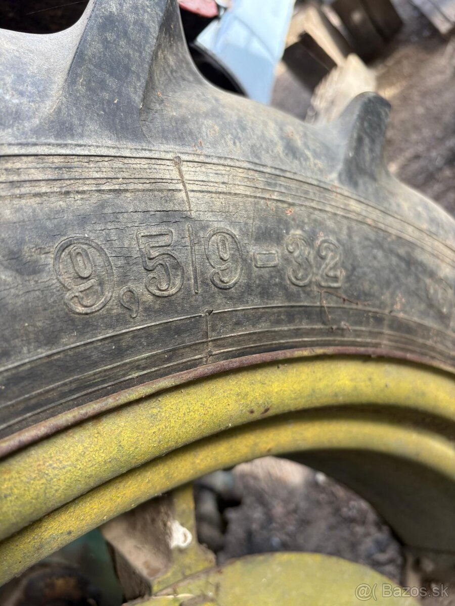 Predém ZETOR 25 - 6