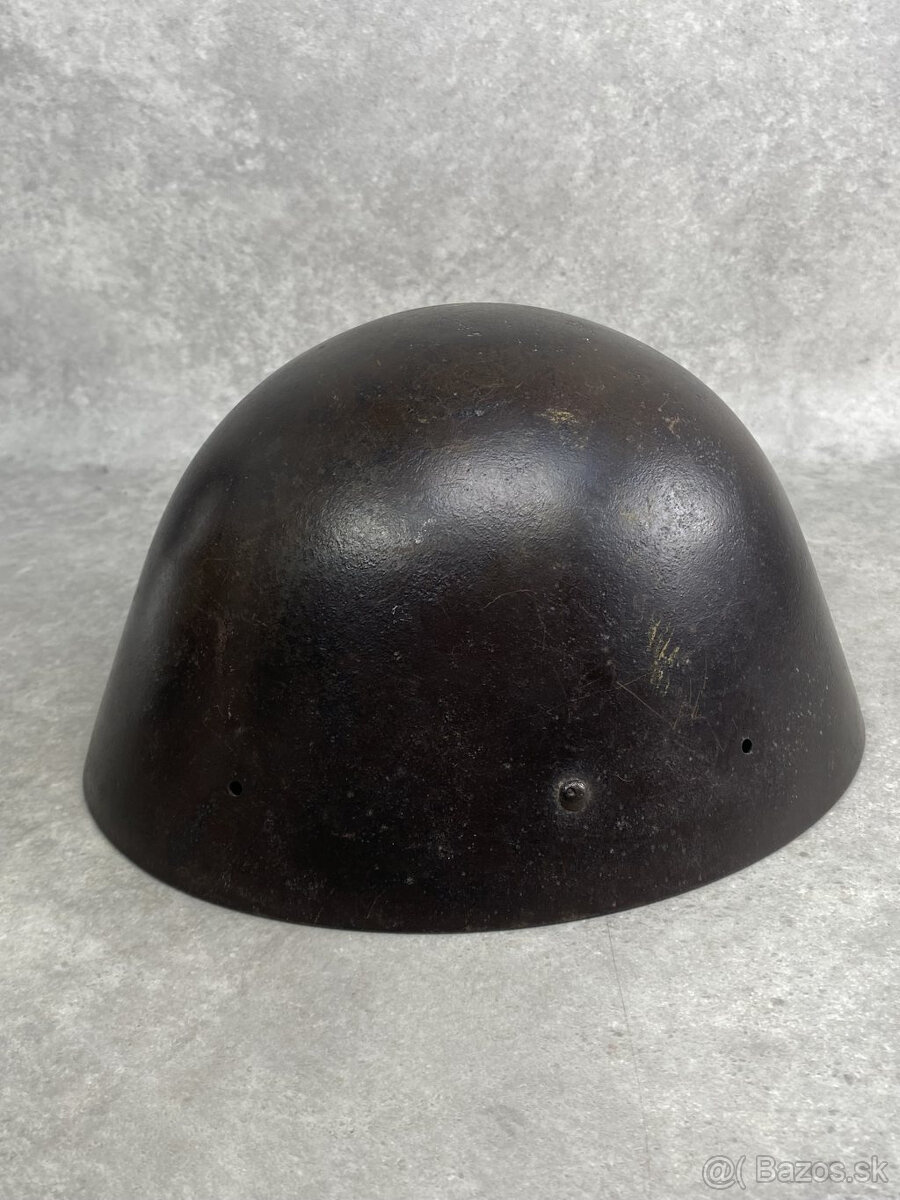 vojenské prilby - 6