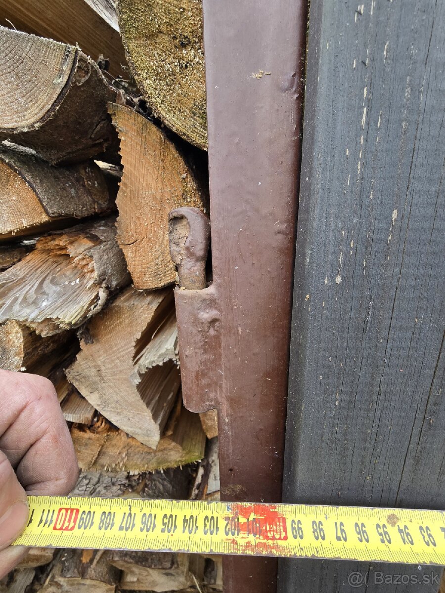 Dvojkridlova brana a branicka. - 6