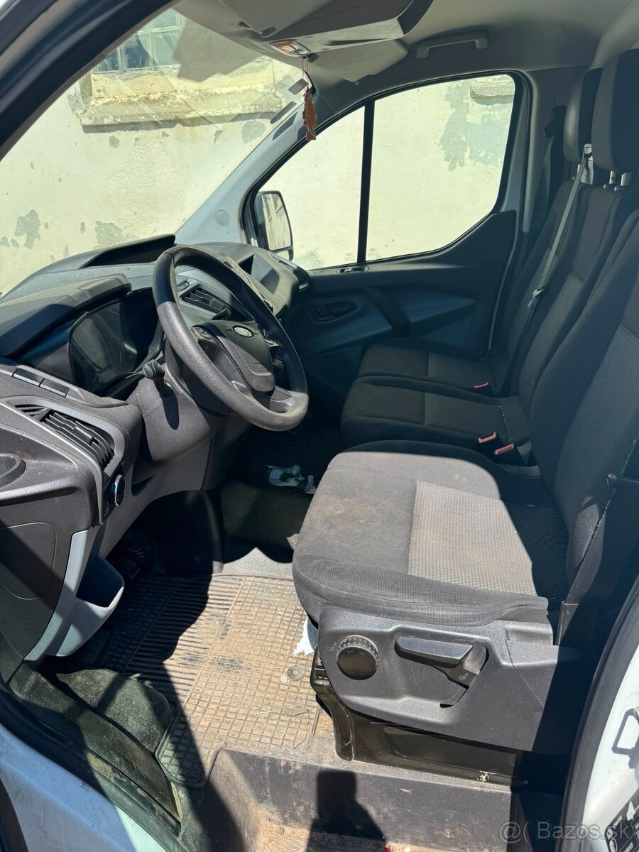 FORD TRANSIT CUSTOM 2.2 TDCi, ročník 2016 - 6