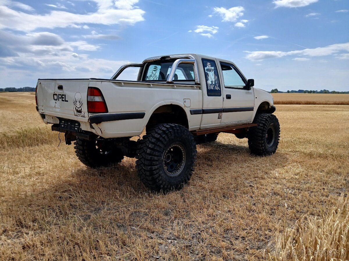 Opel CAMPO 4x4 3.1 Td možná výmena - 6