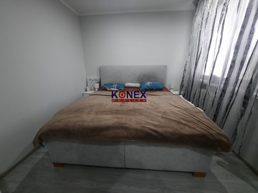 NOVINKA Zrekonštruovaný 3-izbový byt MICHALOVCE - 6