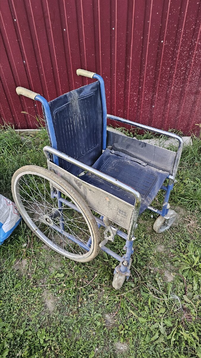 Skladací invalidný vozík - 6