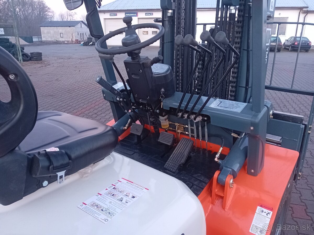 Vysokozdvižný vozík 5T DIESEL - 6