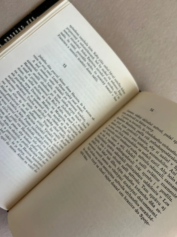 Biela ruža - Bruno Traven r.1966 - 6